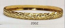 צמיד זהב 14K בצורה של מעוינים ממולא חריטת יהלום על רקע מבריק הכל בעבודת יד (520021)