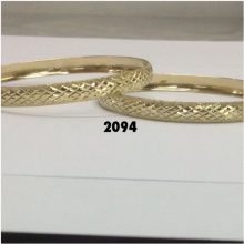 צמיד זהב 14K בצורה של מעוינים קטנים על רקע מבריק ושילוב נצנץ בצדדים (520941)